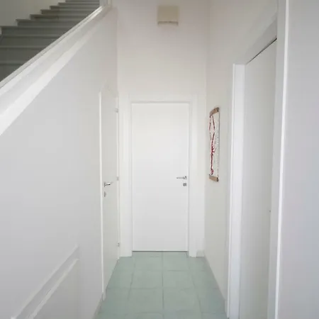 Lägenhet Il Mare Di Fronte “casa Smeraldo”